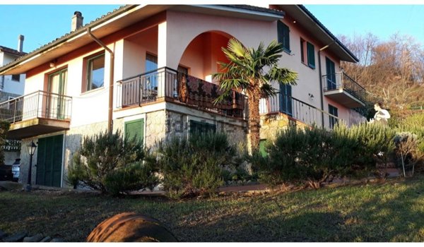 casa indipendente in vendita a Montepulciano