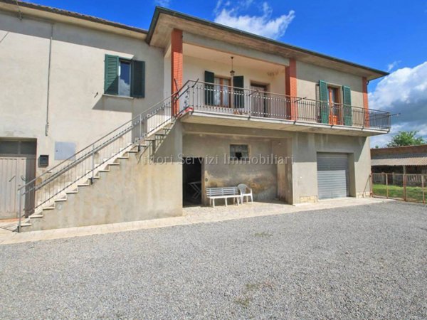 casa indipendente in vendita a Montepulciano in zona Abbadia