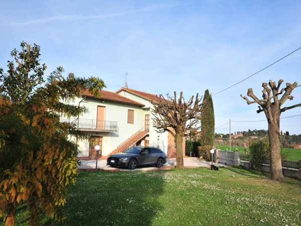 casa indipendente in vendita a Montepulciano