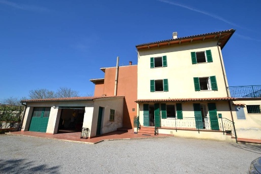 appartamento in vendita a Montepulciano in zona Valiano