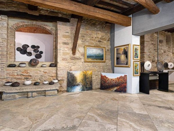 negozio in vendita a Montepulciano