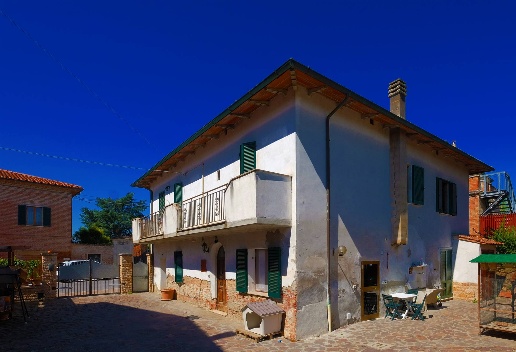 casa indipendente in vendita a Montepulciano in zona Acquaviva