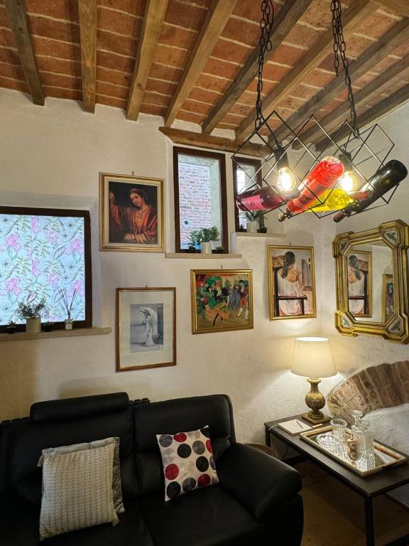 appartamento in vendita a Montepulciano in zona Valiano
