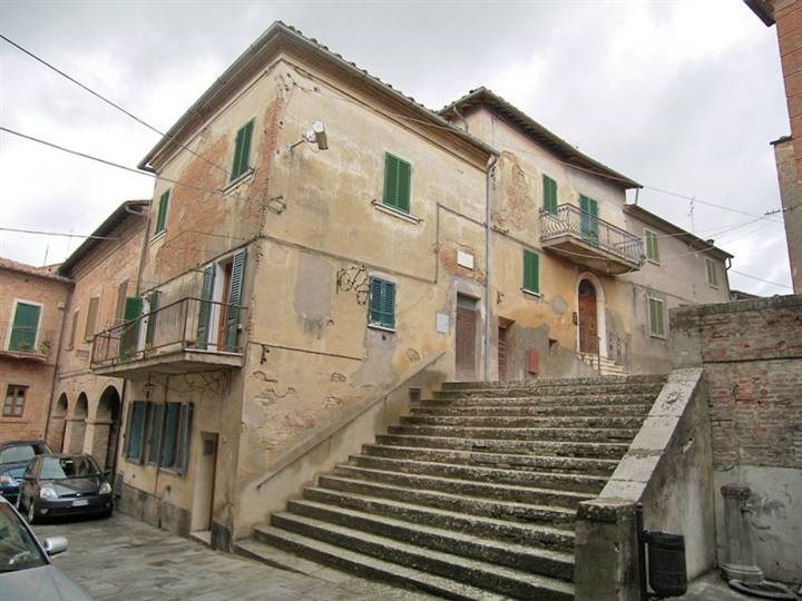 casa indipendente in vendita a Montepulciano in zona Valiano