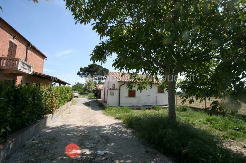 casale in vendita a Montepulciano in zona Abbadia