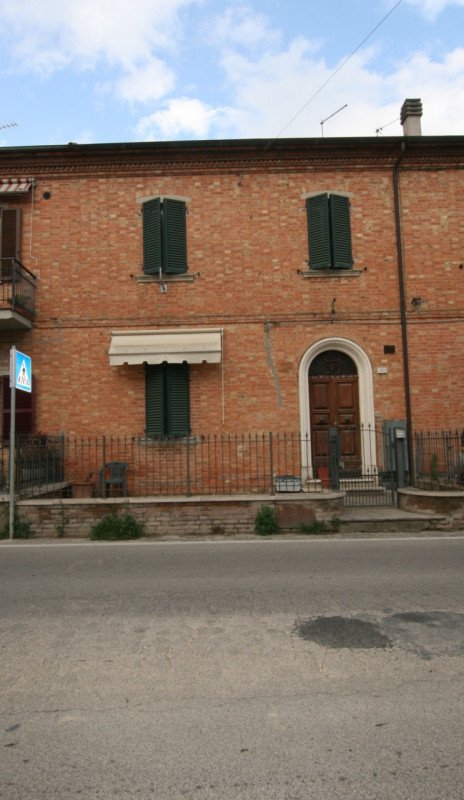 casa indipendente in vendita a Montepulciano in zona Acquaviva