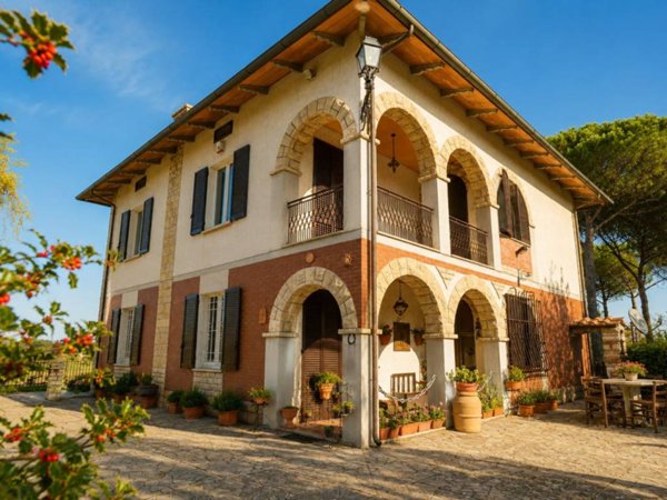 casa indipendente in vendita a Montepulciano