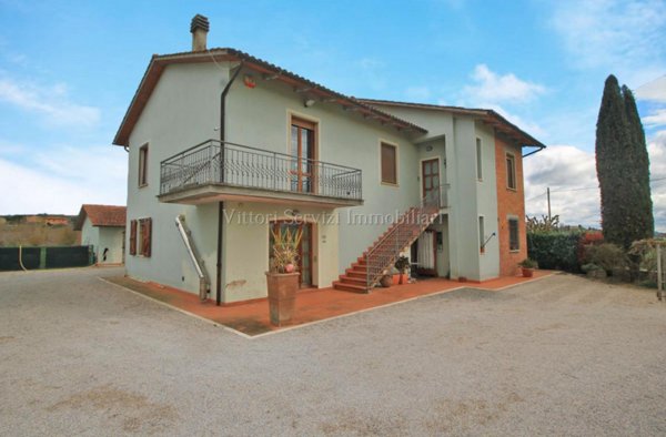 casa indipendente in vendita a Montepulciano