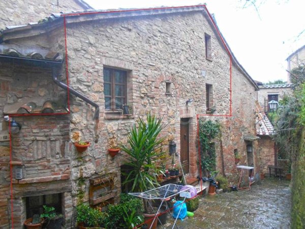 casa indipendente in vendita a Montepulciano