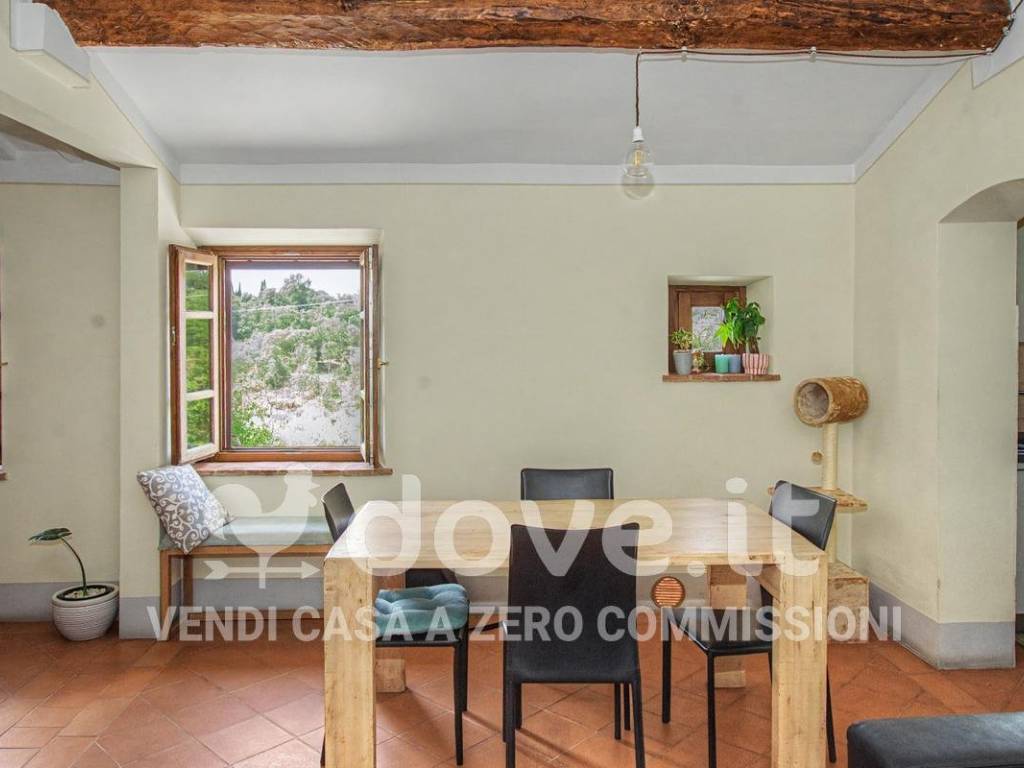 appartamento in vendita a Montepulciano in zona Ascianello