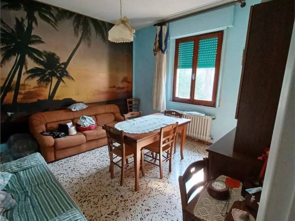 appartamento in vendita a Montepulciano in zona Montepulciano Stazione
