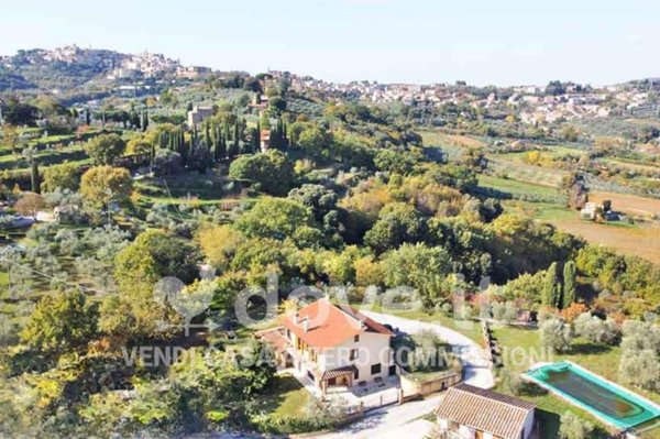 casa indipendente in vendita a Montepulciano
