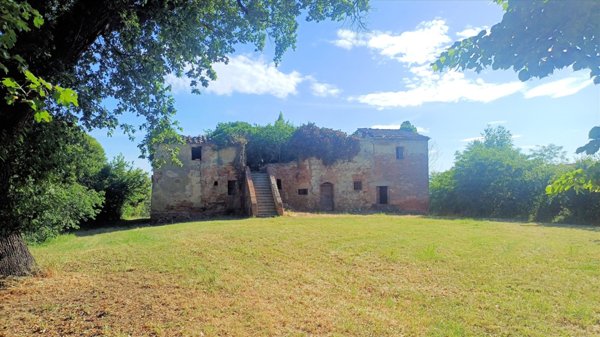 casa indipendente in vendita a Montepulciano in zona Acquaviva