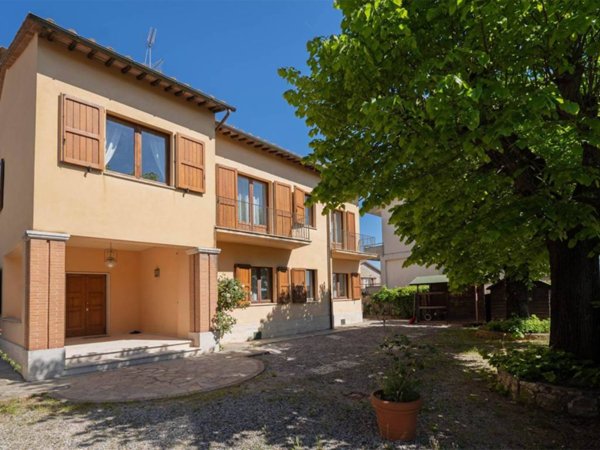 casa indipendente in vendita a Montepulciano
