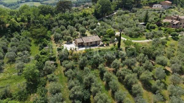 casa indipendente in vendita a Montepulciano