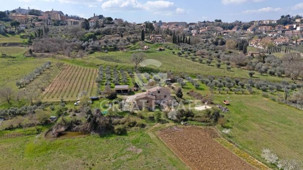 casa indipendente in vendita a Montepulciano