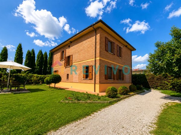 casa indipendente in vendita a Montepulciano in zona Tre Berte