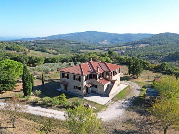 casa indipendente in vendita a Montepulciano
