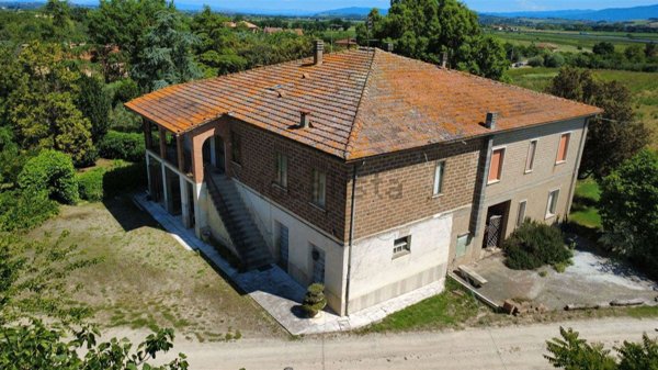 appartamento in vendita a Montepulciano in zona Abbadia