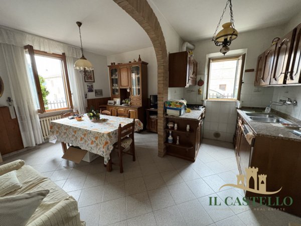 casa indipendente in vendita a Montepulciano