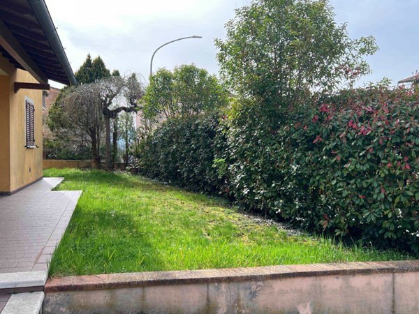 casa indipendente in vendita a Montepulciano in zona Gracciano
