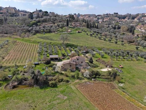 casa indipendente in vendita a Montepulciano in zona Sant'Albino