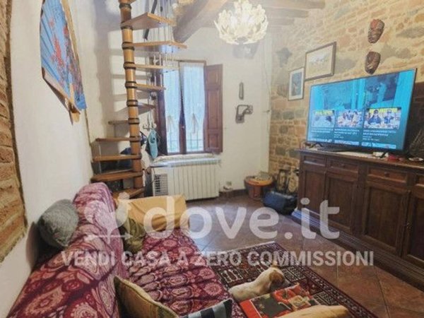 casa indipendente in vendita a Montepulciano in zona Abbadia