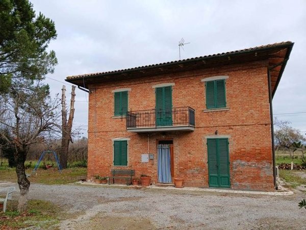 casa indipendente in vendita a Montepulciano in zona Abbadia