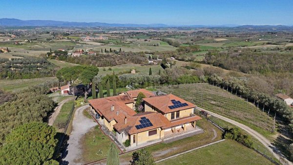 casa indipendente in vendita a Montepulciano