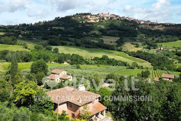 casa indipendente in vendita a Montepulciano