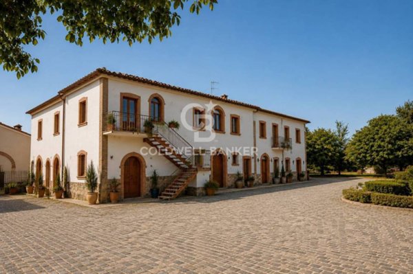 casa indipendente in vendita a Montepulciano