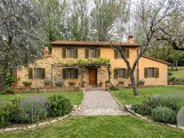 casa indipendente in vendita a Montepulciano