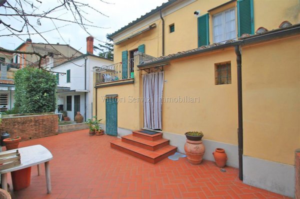 casa indipendente in vendita a Montepulciano in zona Abbadia