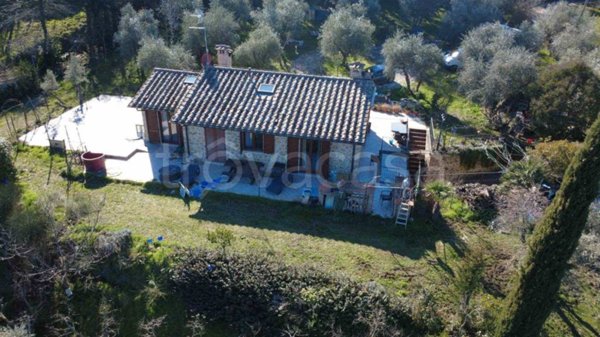 casa indipendente in vendita a Montepulciano