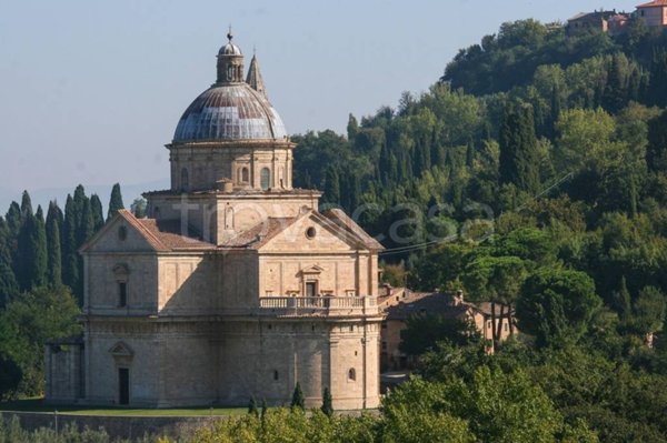 negozio in vendita a Montepulciano
