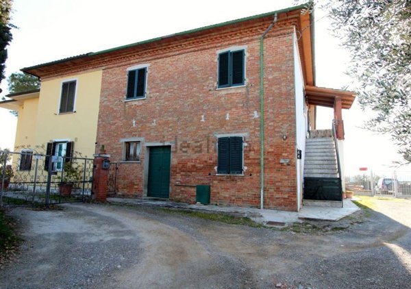 casa indipendente in vendita a Montepulciano in zona Montepulciano Stazione