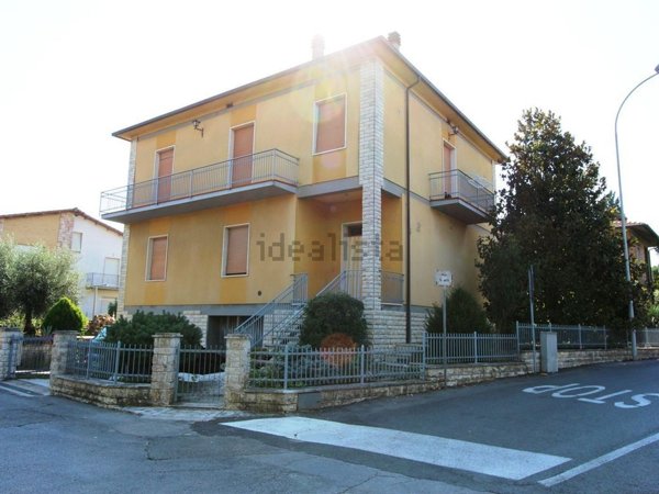 casa indipendente in vendita a Montepulciano in zona Montepulciano Stazione
