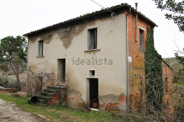 casa indipendente in vendita a Montepulciano