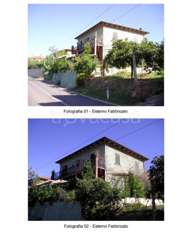 casa indipendente in vendita a Montepulciano in zona Acquaviva