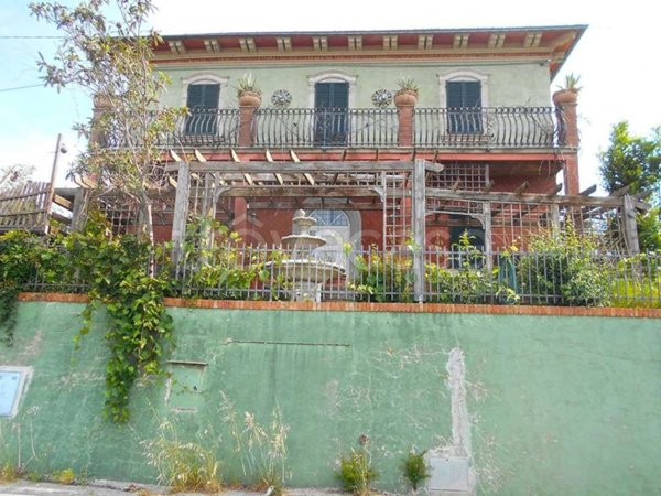 casa indipendente in vendita a Montepulciano in zona Acquaviva