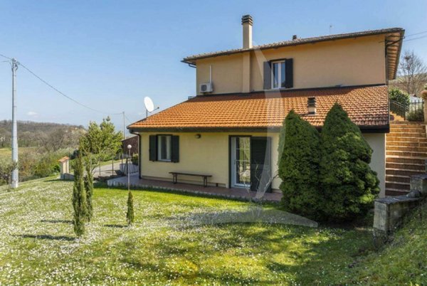 casa indipendente in vendita a Montepulciano