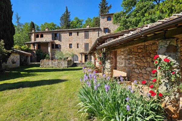 rudere in vendita a Monteriggioni