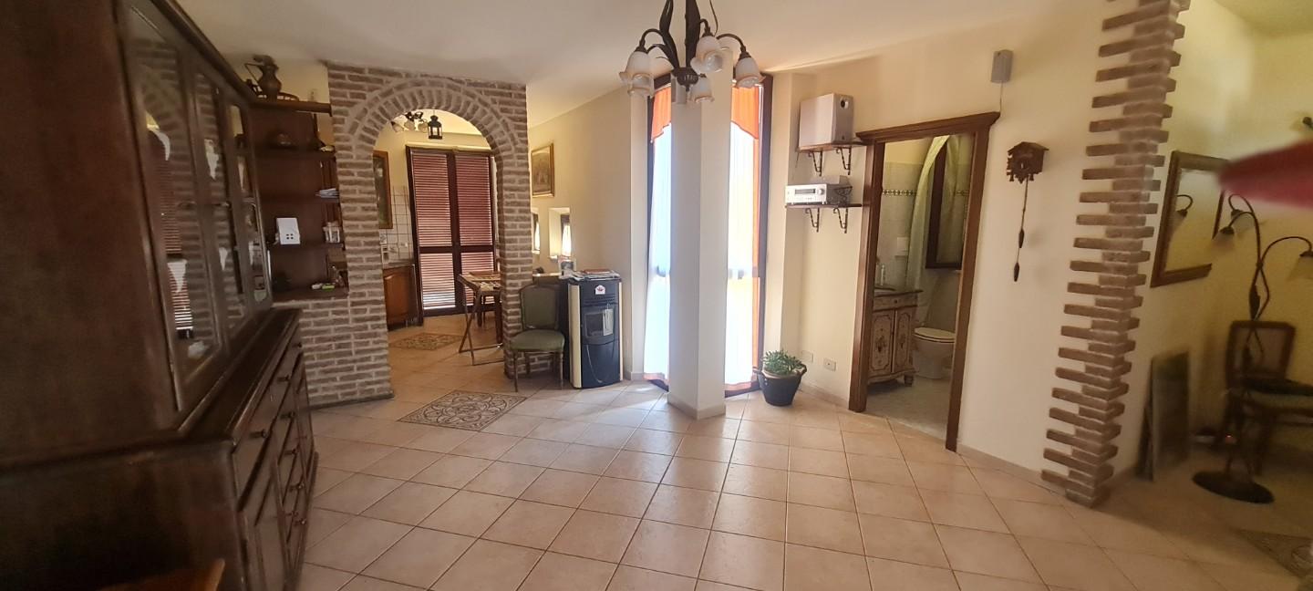 appartamento in vendita a Monteriggioni in zona Castellina Scalo