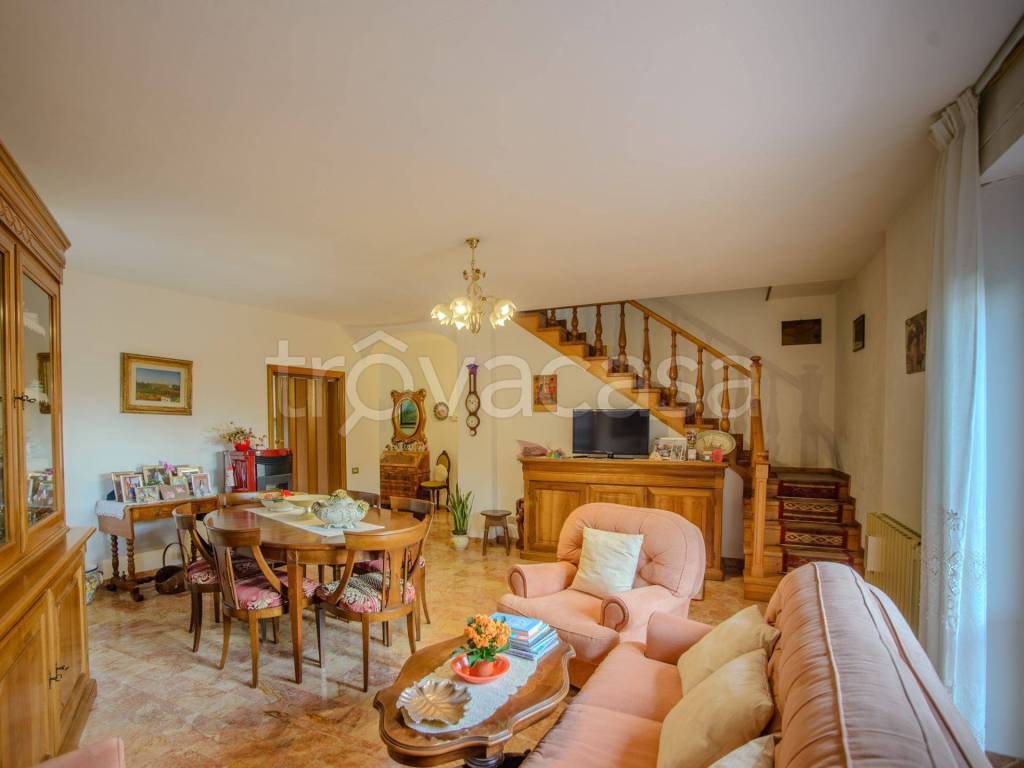 appartamento in vendita a Monteriggioni in zona San Martino