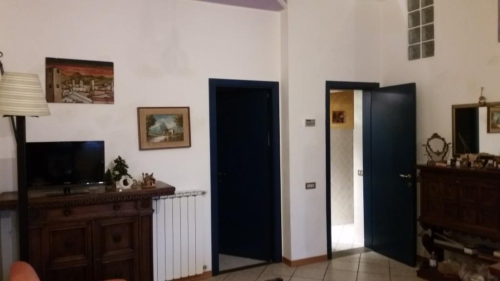 appartamento in vendita a Monteriggioni in zona Castellina Scalo