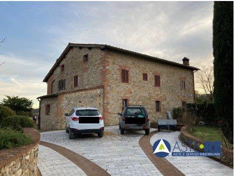 appartamento in vendita a Monteriggioni in zona Uopini