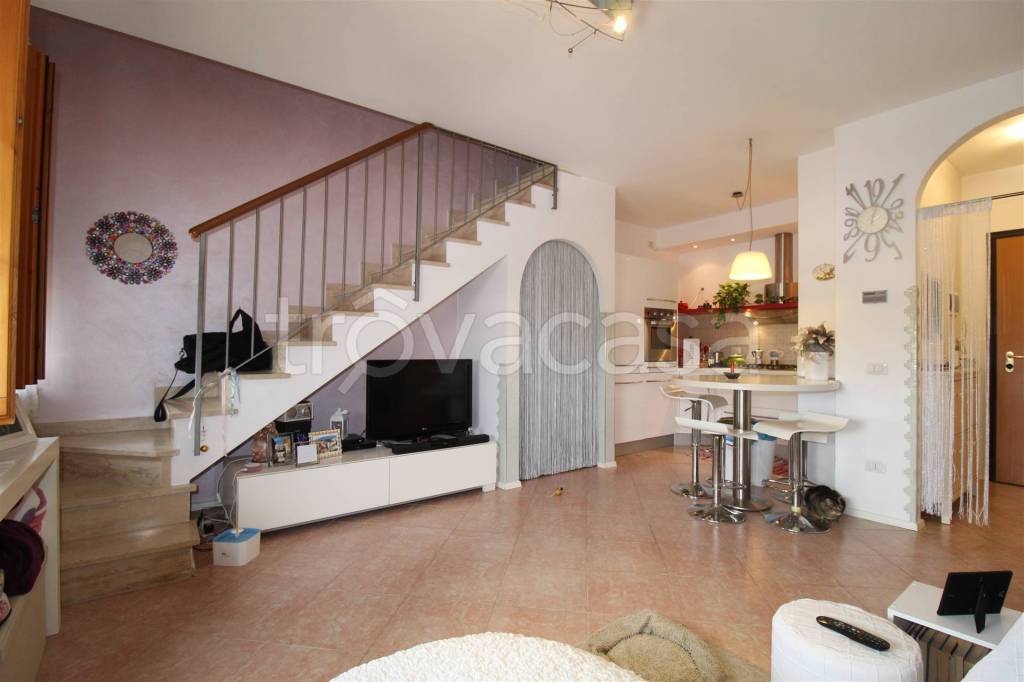 appartamento in vendita a Monteriggioni in zona Castellina Scalo