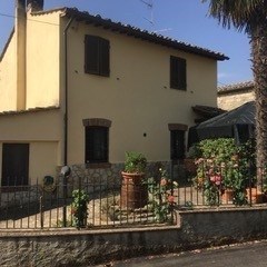 casa indipendente in vendita a Monteriggioni in zona Badesse