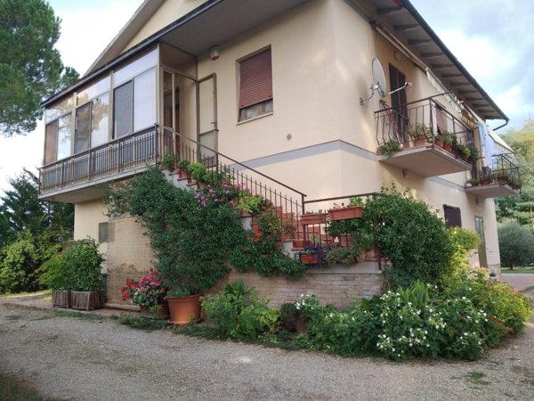 casa indipendente in vendita a Monteriggioni