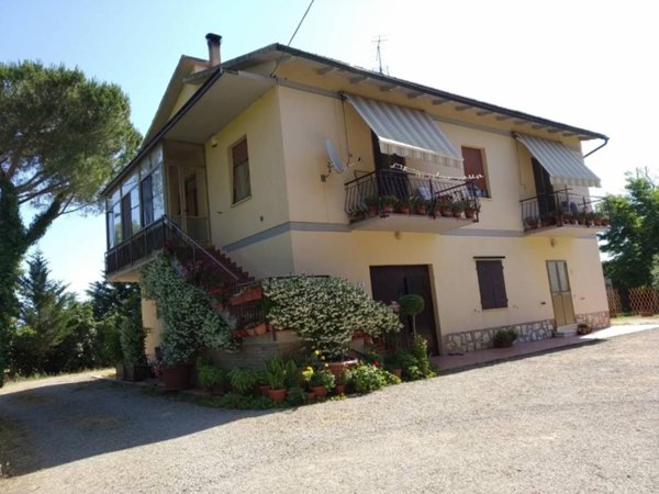 casa indipendente in vendita a Monteriggioni